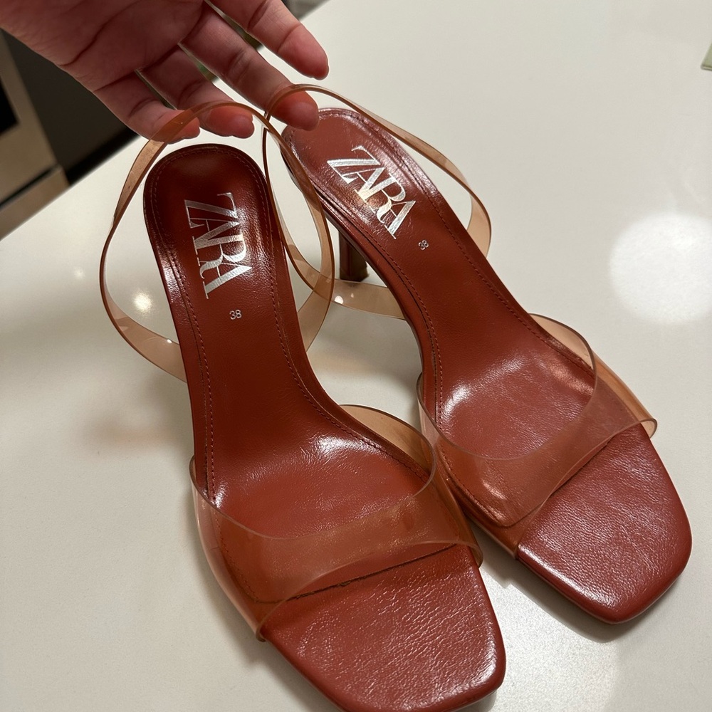 Zara Women's Tan Sandals